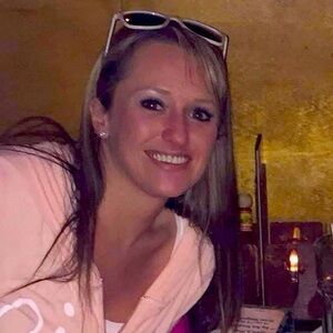 Meet your Posher, Holly